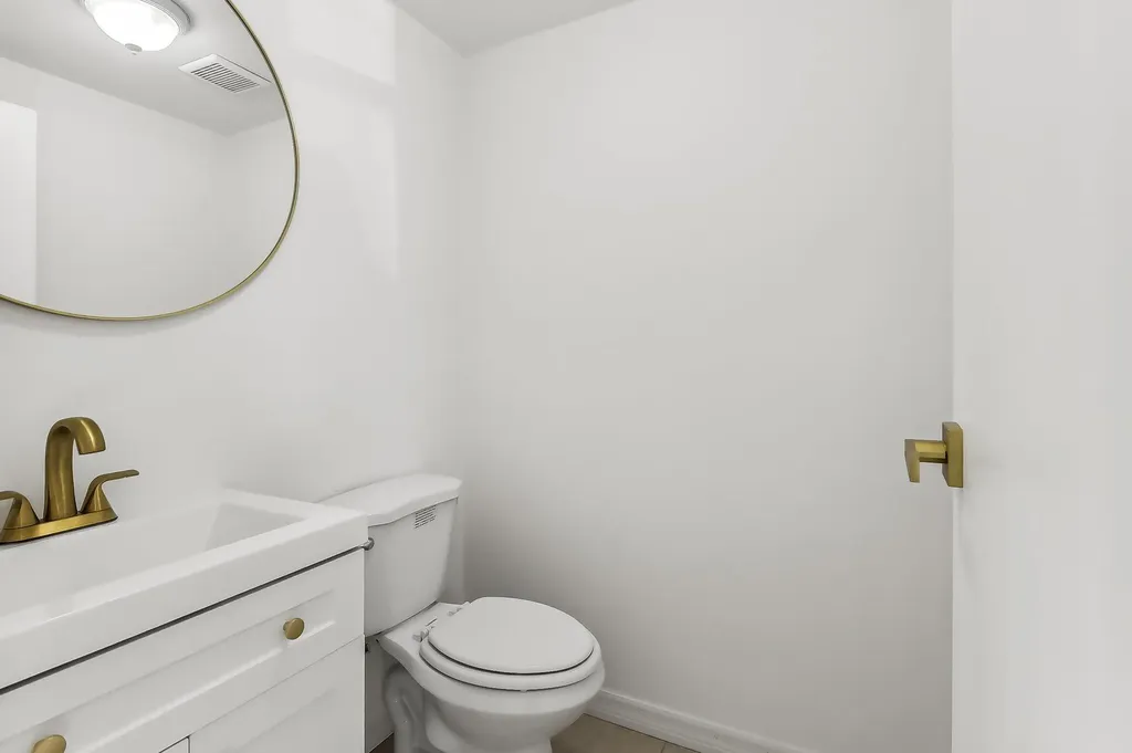 447 Saxony J Way Delray Beach FL 33446