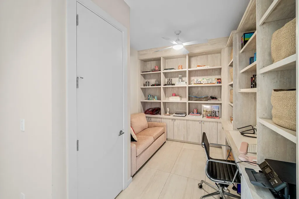 200 SE Mizner Boulevard Boca Raton FL 33432