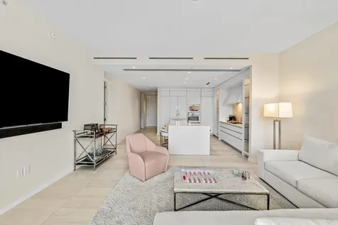 200 SE Mizner Boulevard Boca Raton FL 33432