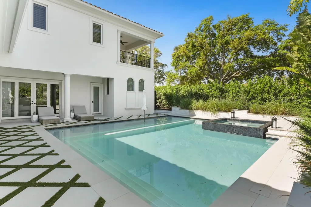11513 Green Bayberry Drive Palm Beach Gardens FL 33418