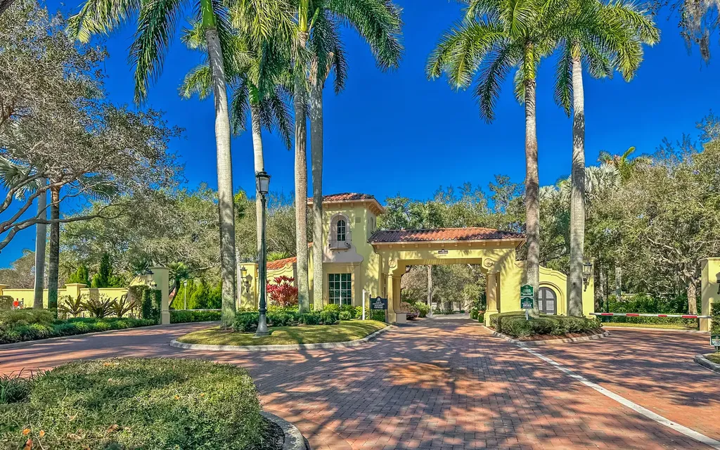 11513 Green Bayberry Drive Palm Beach Gardens FL 33418