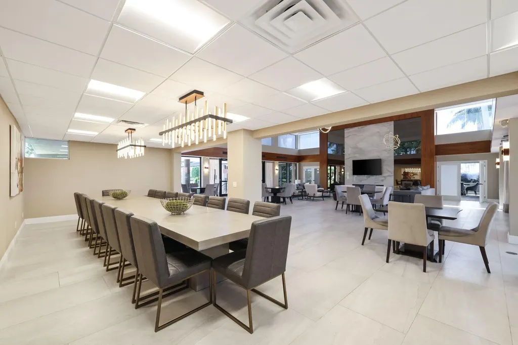 6799 Newport Lake Circle Boca Raton FL 33496