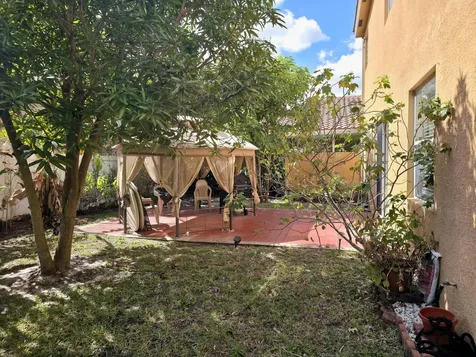 236 Gazetta Way West Palm Beach FL 33413