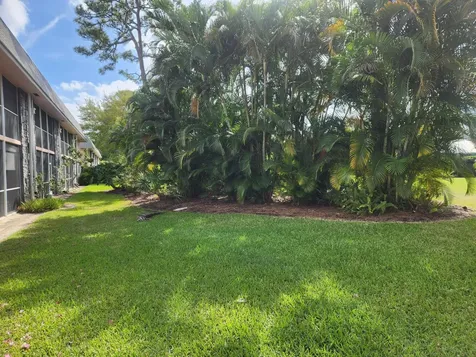 18081 SE Country Club Drive Tequesta FL 33469