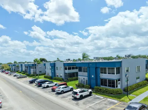 699 Flanders O Delray Beach FL 33484