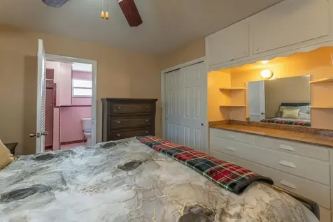 137 W 34th Street Riviera Beach FL 33404
