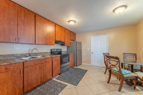 137 W 34th Street Riviera Beach FL 33404