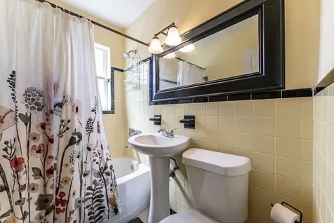 137 W 34th Street Riviera Beach FL 33404