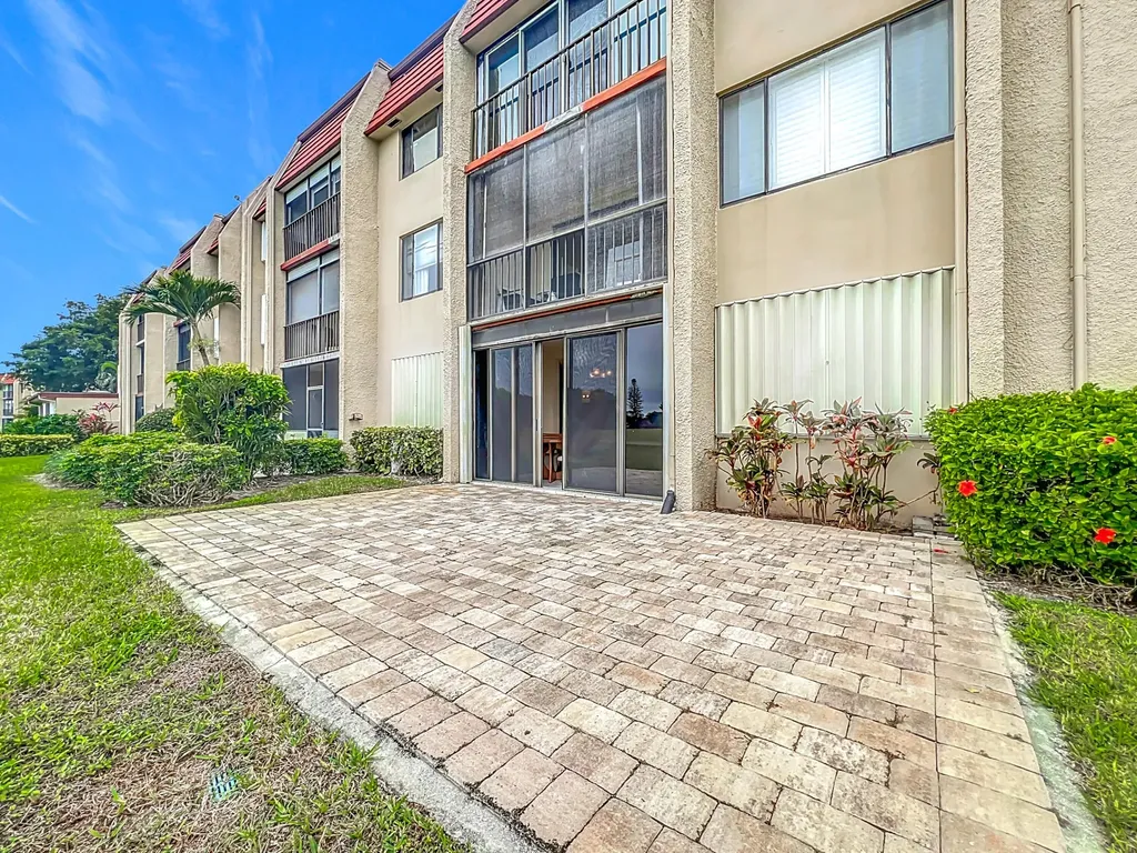 4545 Luxemburg Court Lake Worth FL 33467