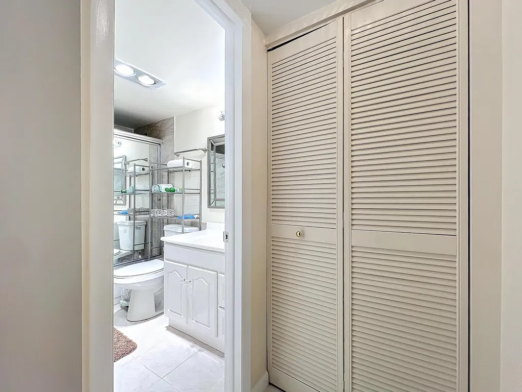 4545 Luxemburg Court Lake Worth FL 33467