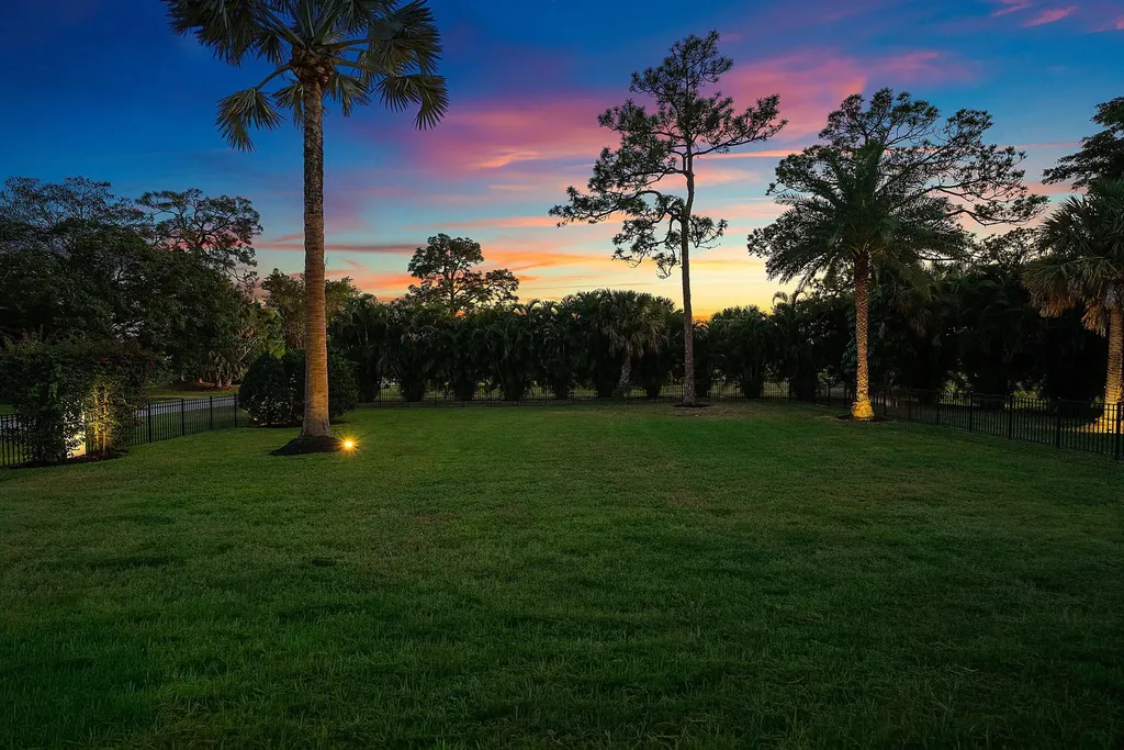 6715 E Calumet Circle Lake Worth FL 33467