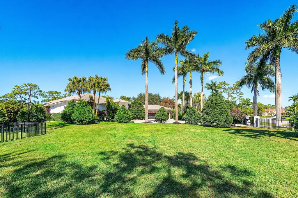 6715 E Calumet Circle Lake Worth FL 33467
