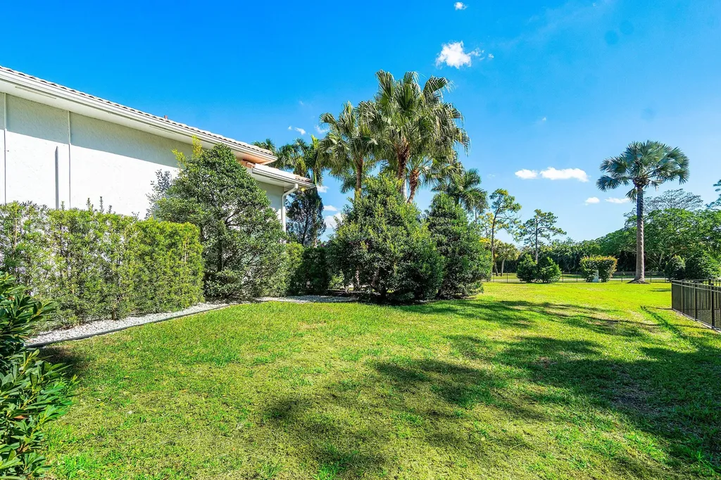 6715 E Calumet Circle Lake Worth FL 33467