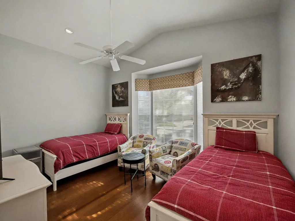 320 Sunset Bay Lane Palm Beach Gardens FL 33418