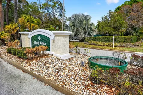 719 NW San Remo Circle Port St Lucie FL 34986
