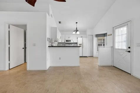 719 NW San Remo Circle Port St Lucie FL 34986