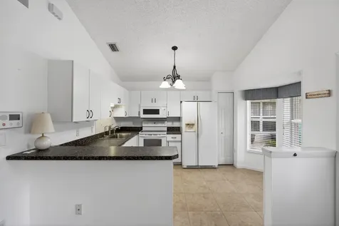 719 NW San Remo Circle Port St Lucie FL 34986