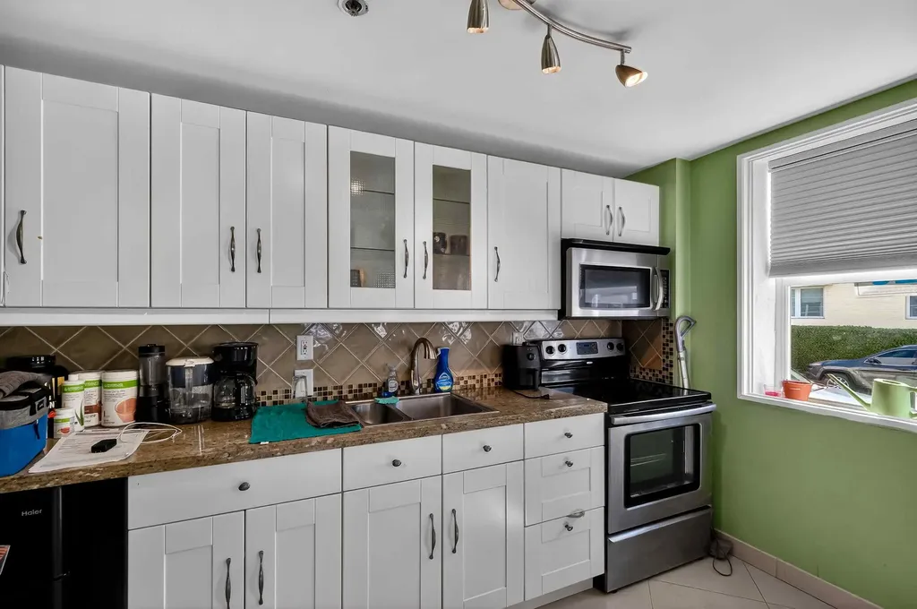 802 Euclid Avenue Miami Beach FL 33139