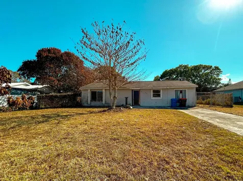 1355 23rd Place SW Vero Beach FL 32962