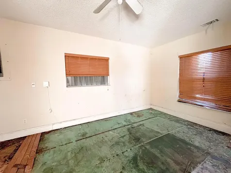 1355 23rd Place SW Vero Beach FL 32962