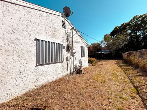 1355 23rd Place SW Vero Beach FL 32962
