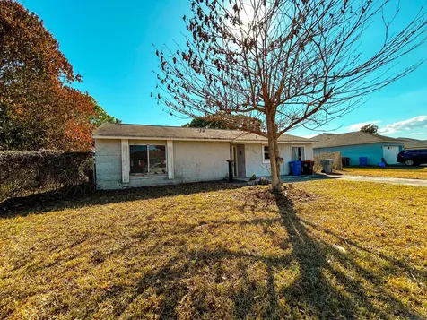 1355 23rd Place SW Vero Beach FL 32962