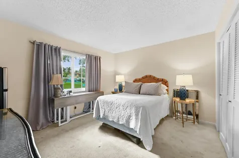 1951 NE 2nd Avenue Wilton Manors FL 33305