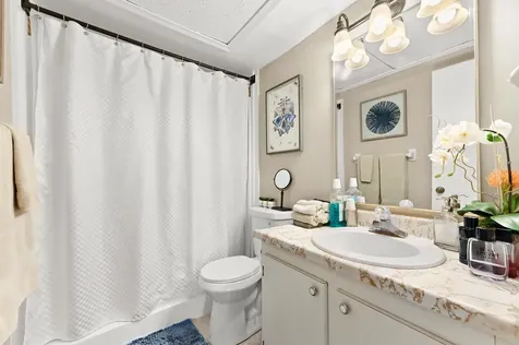 1951 NE 2nd Avenue Wilton Manors FL 33305