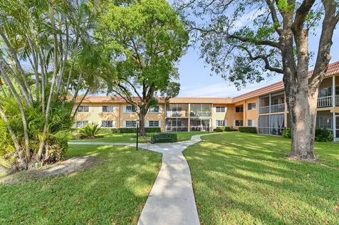 1951 NE 2nd Avenue Wilton Manors FL 33305