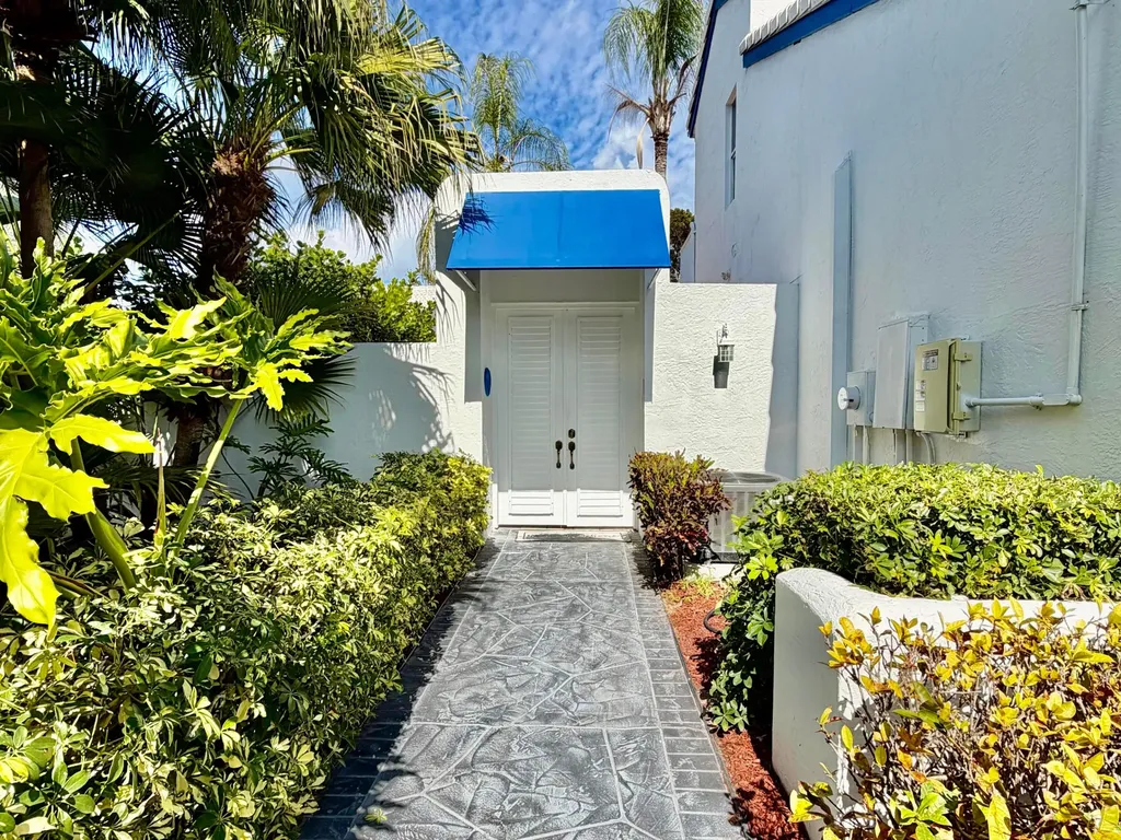 3687 Mykonos Court Boca Raton FL 33487