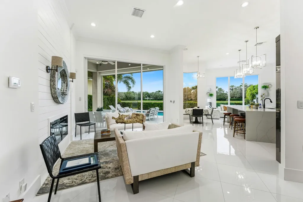 110 Andalusia Way Palm Beach Gardens FL 33418