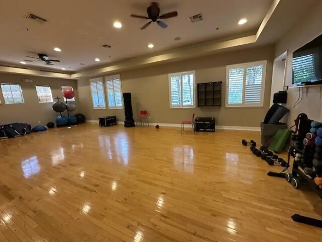957 Mill Creek Drive Palm Beach Gardens FL 33410