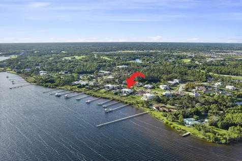 3042 NW Radcliffe Way Palm City FL 34990
