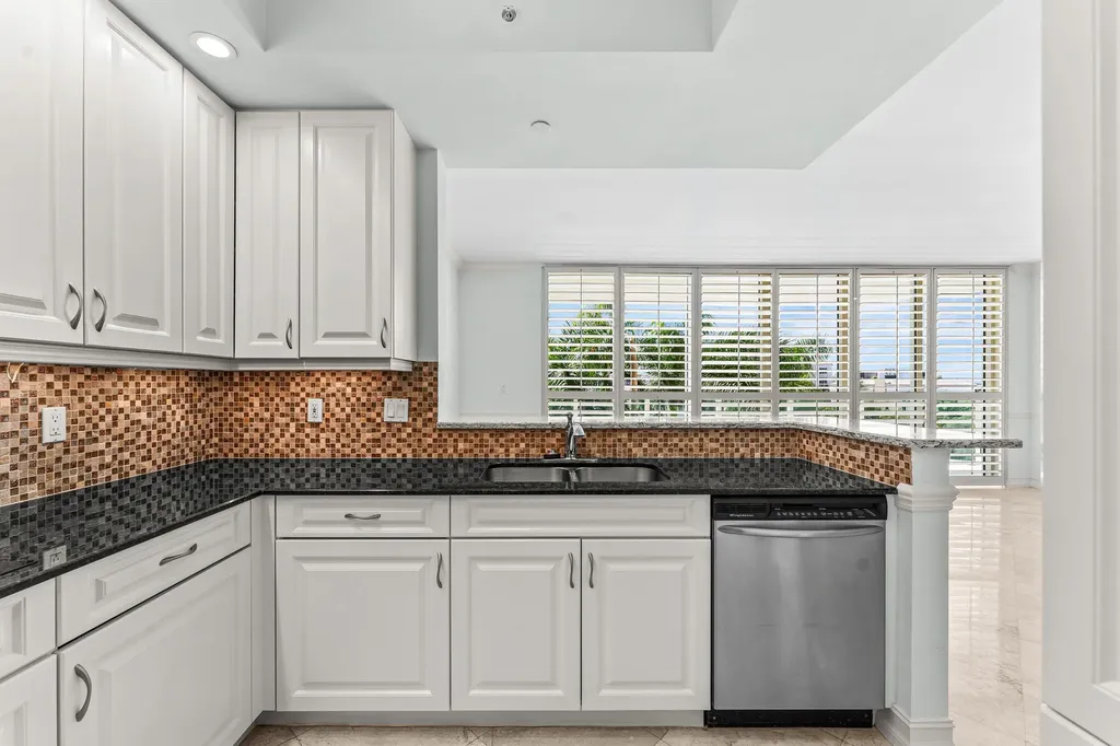 550 SE Mizner Boulevard Boca Raton FL 33432