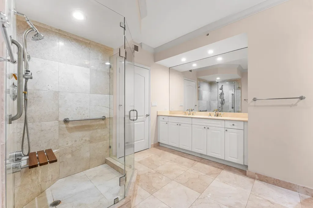 550 SE Mizner Boulevard Boca Raton FL 33432