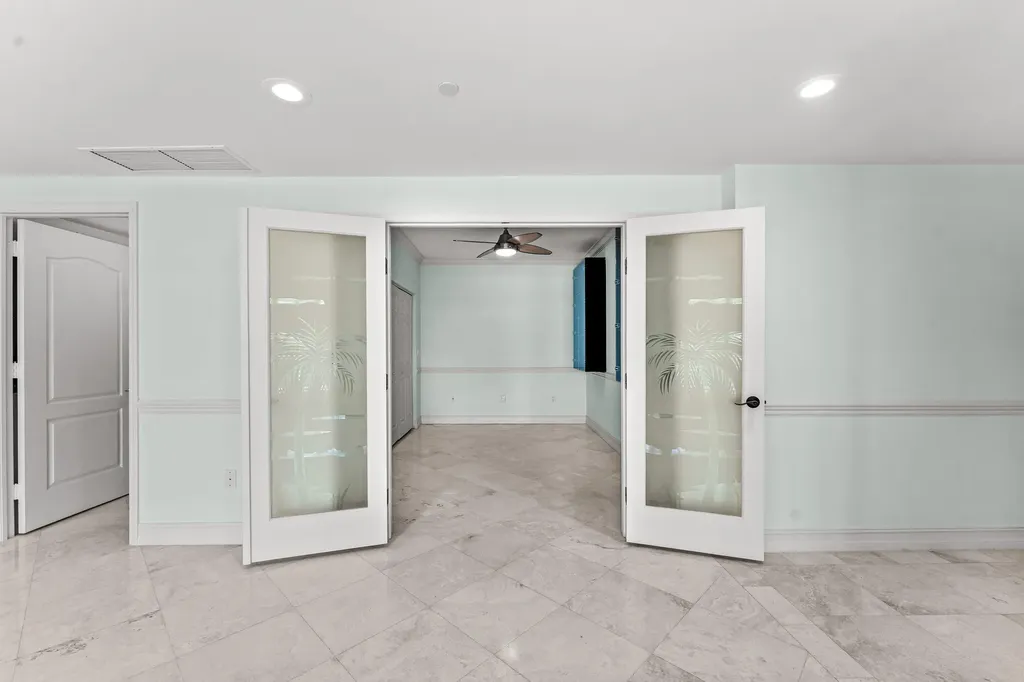 550 SE Mizner Boulevard Boca Raton FL 33432