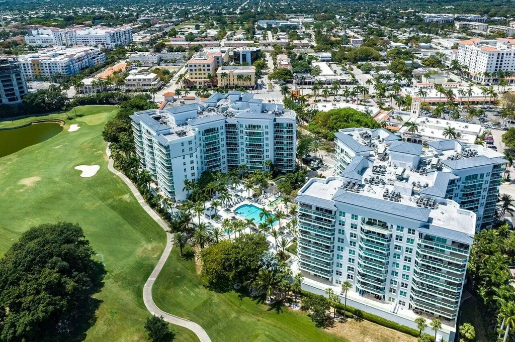 550 SE Mizner Boulevard Boca Raton FL 33432
