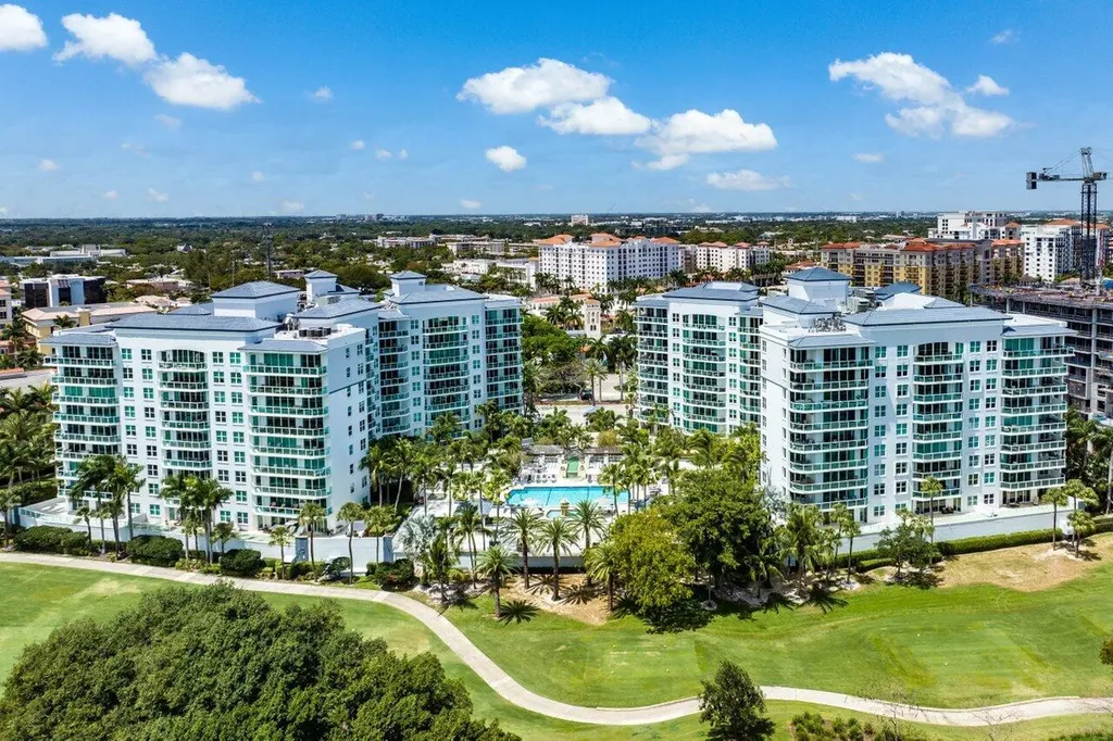 550 SE Mizner Boulevard Boca Raton FL 33432