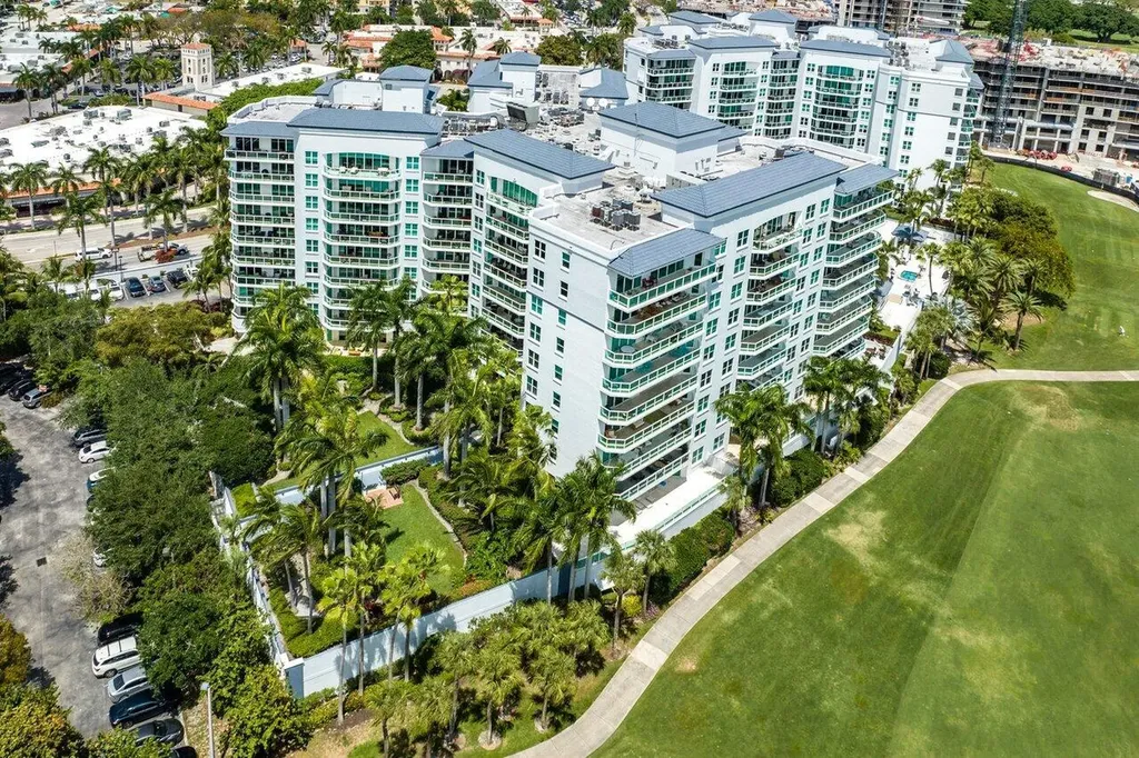550 SE Mizner Boulevard Boca Raton FL 33432