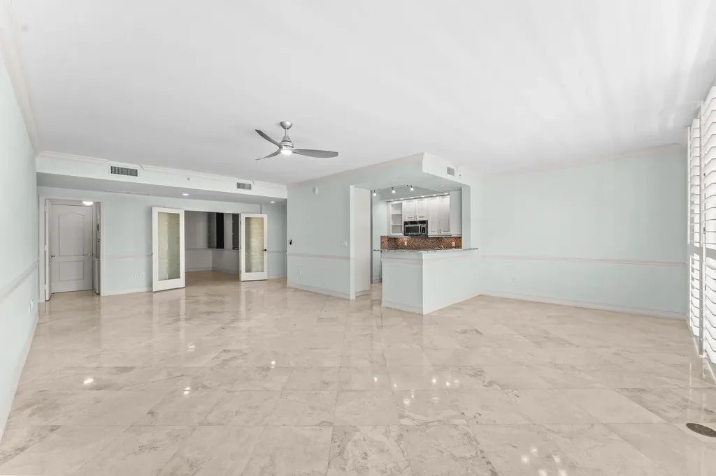 550 SE Mizner Boulevard Boca Raton FL 33432