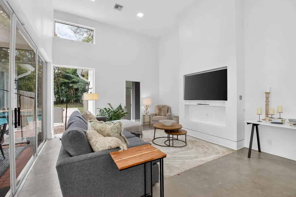2464 NW 66th Drive Boca Raton FL 33496