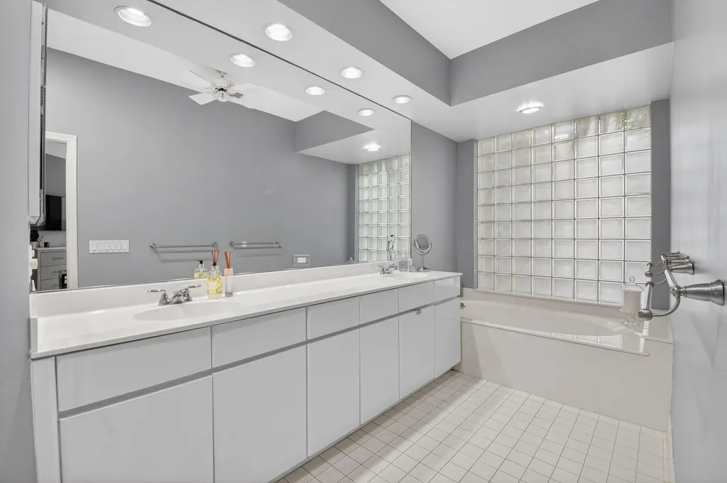 2464 NW 66th Drive Boca Raton FL 33496