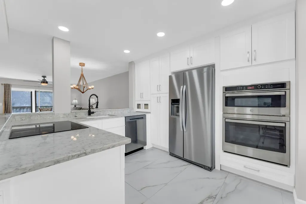 7192 Huntington Lane Delray Beach FL 33446