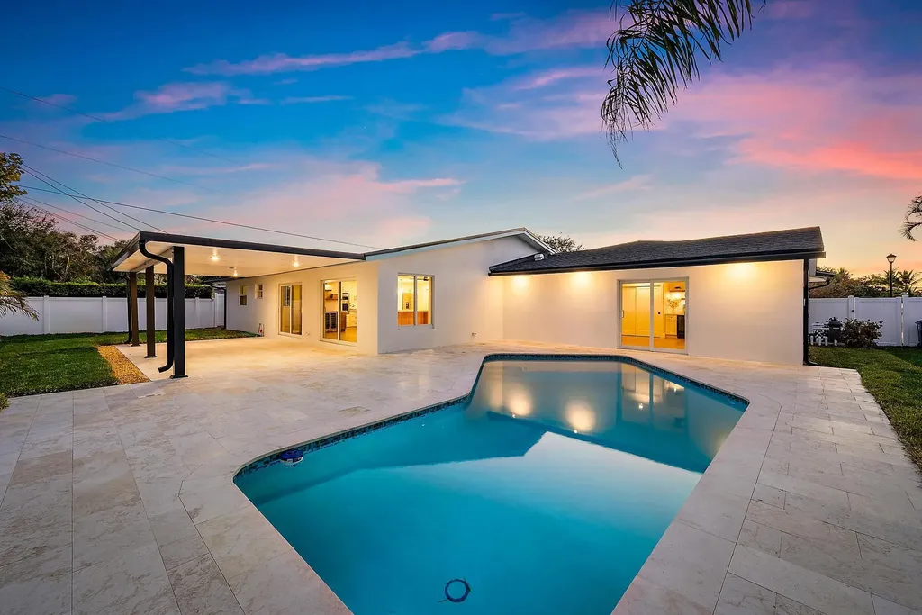 1607 Seabrook Road Jupiter FL 33469