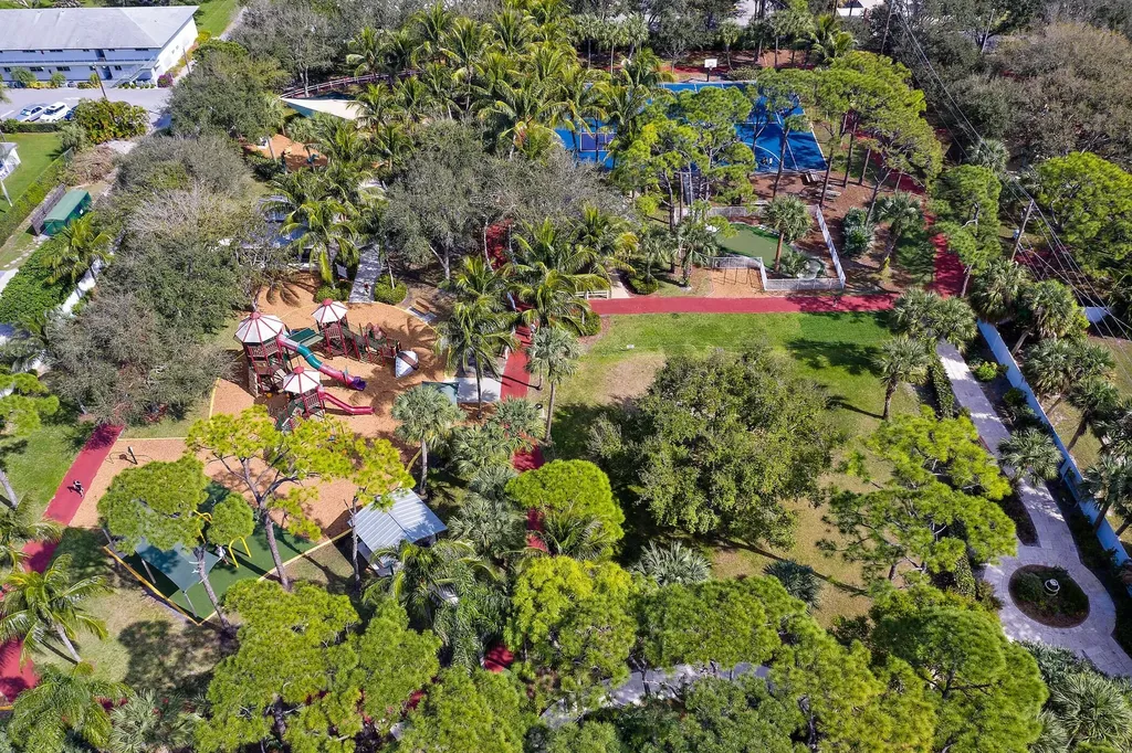 1607 Seabrook Road Jupiter FL 33469