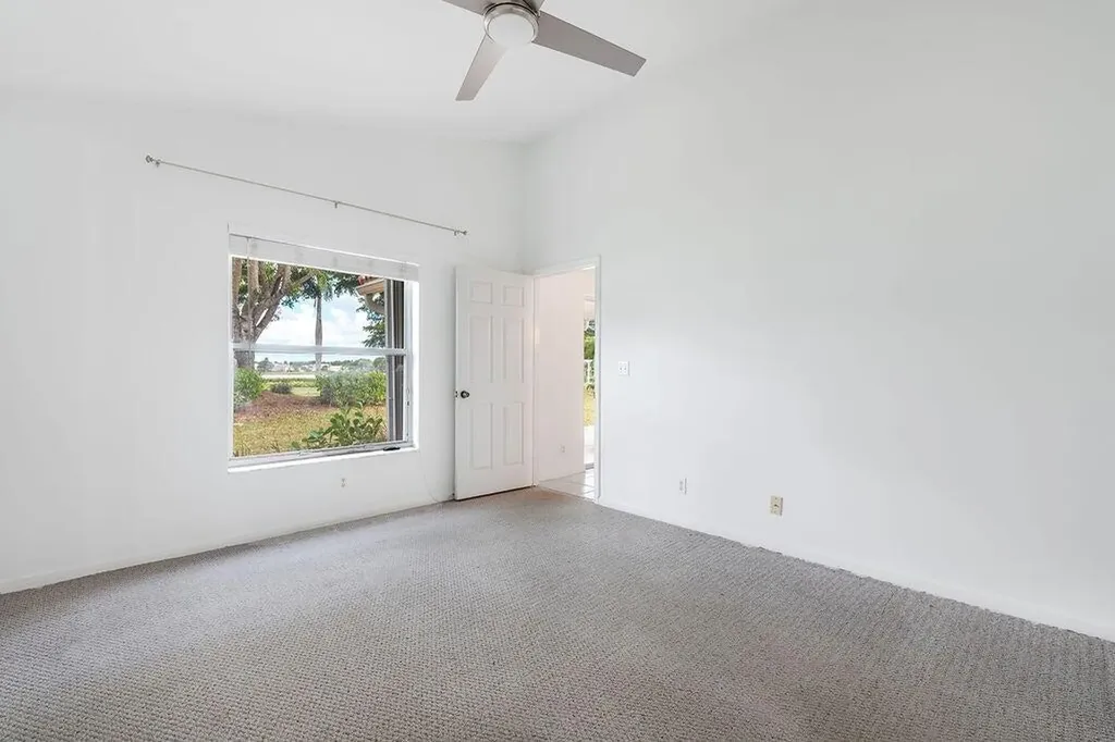 1975 Oak Berry Circle Wellington FL 33414