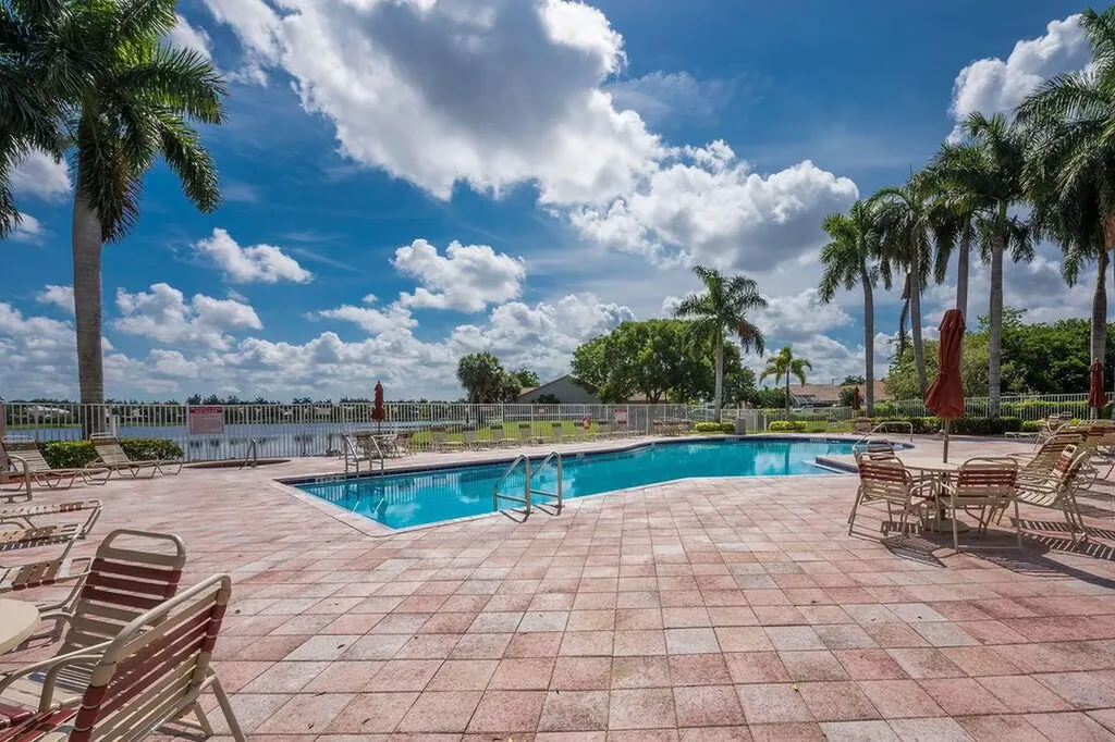 1975 Oak Berry Circle Wellington FL 33414