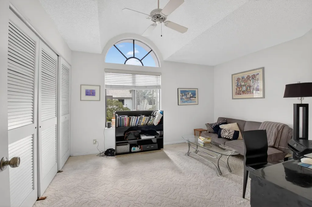 7509 Glendevon Lane Delray Beach FL 33446