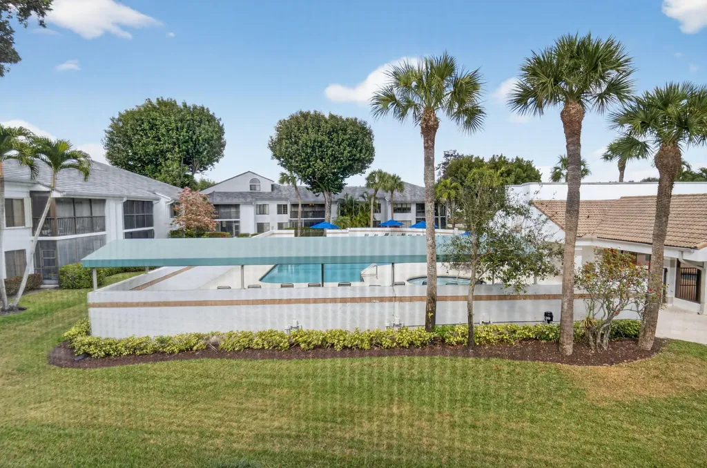 7509 Glendevon Lane Delray Beach FL 33446