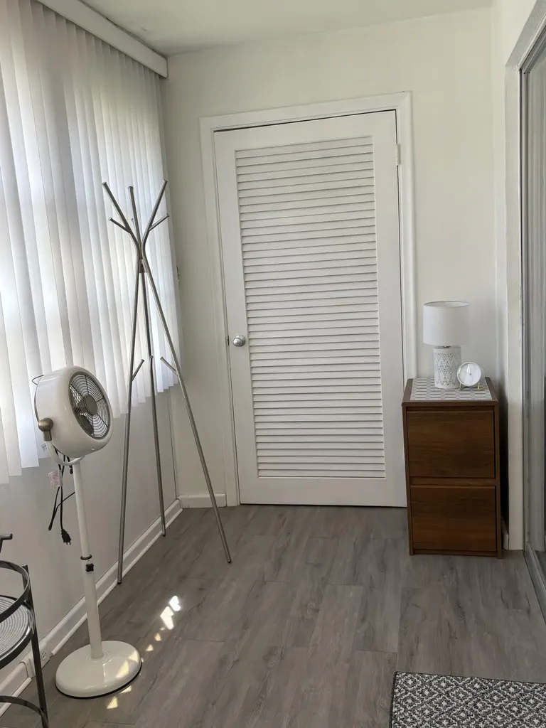 3280 Lake Osborne Drive Lake Worth Beach FL 33461